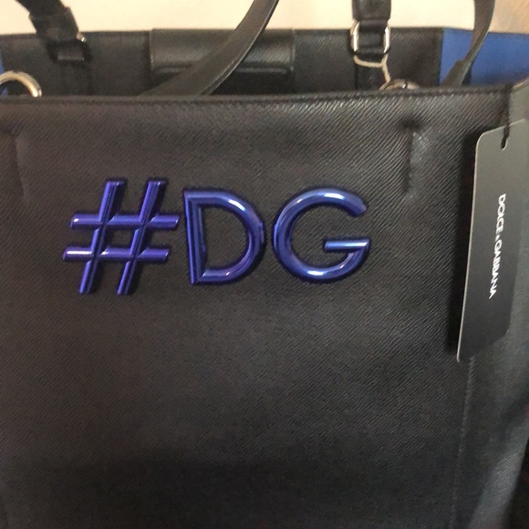 New Authentic Dolce and Gabbana Logo bag - Picture 2 of 10